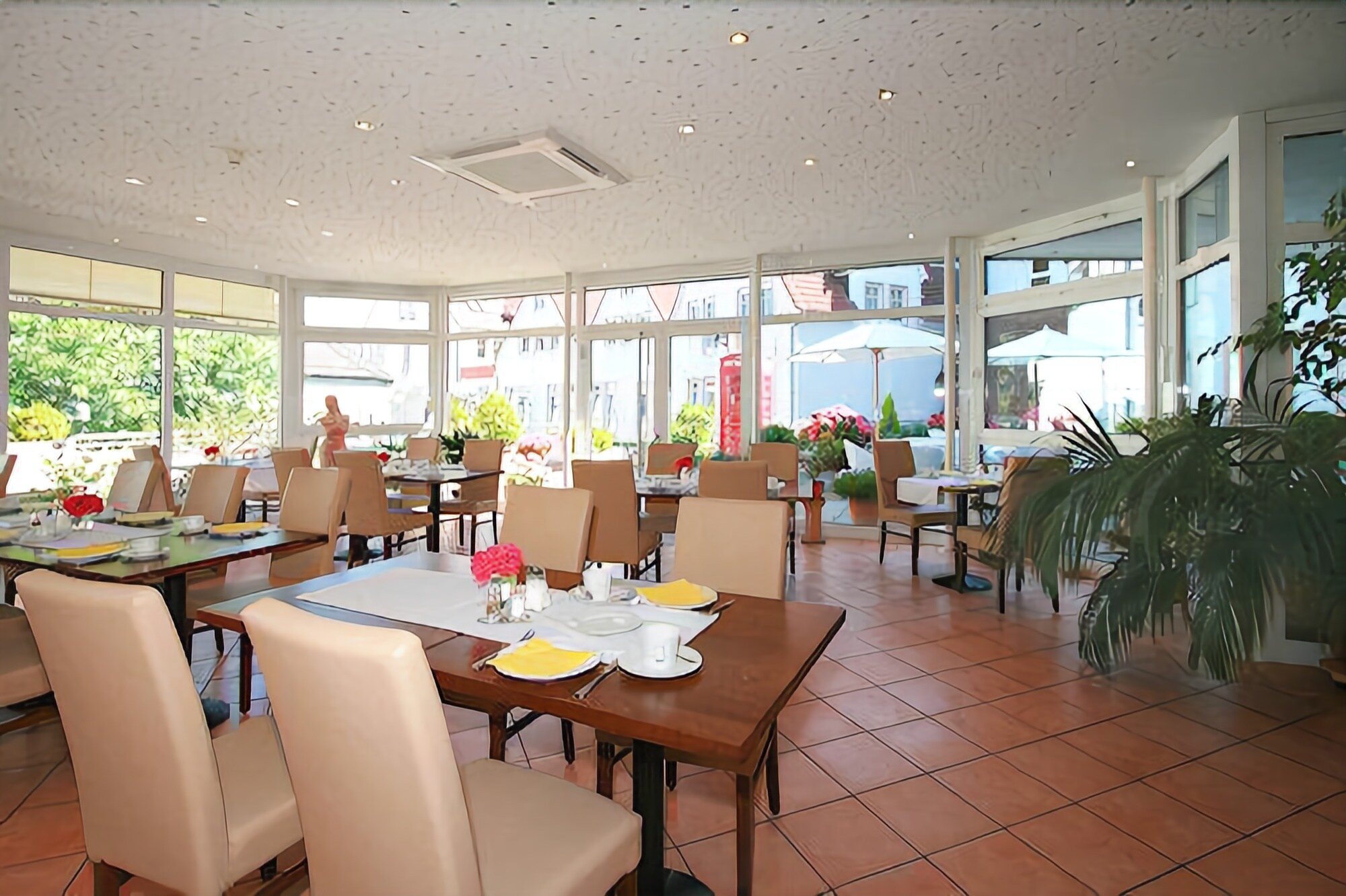 daily buffet breakfast (eur 5 per person)