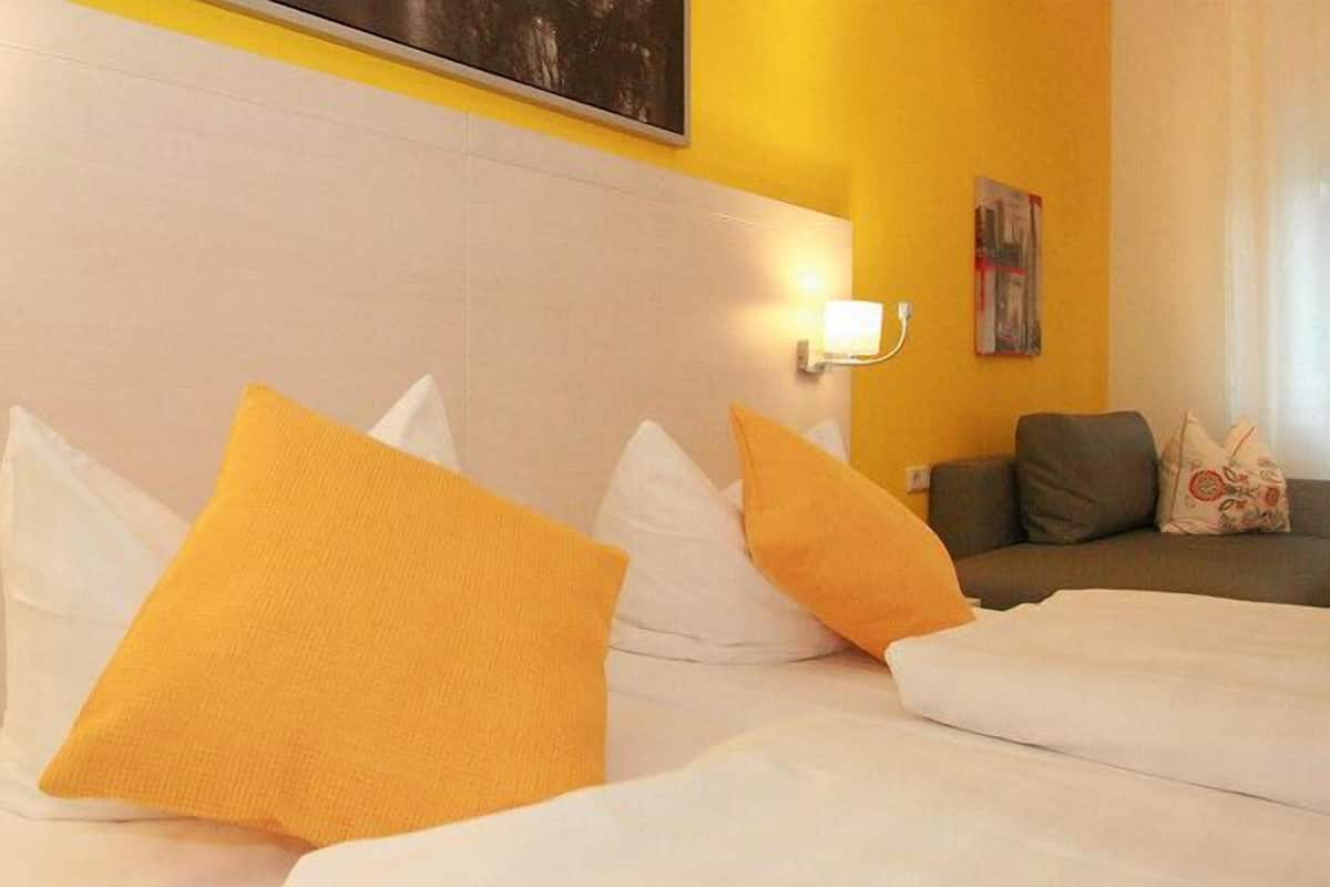 premium bedding, in-room safe, desk, soundproofing