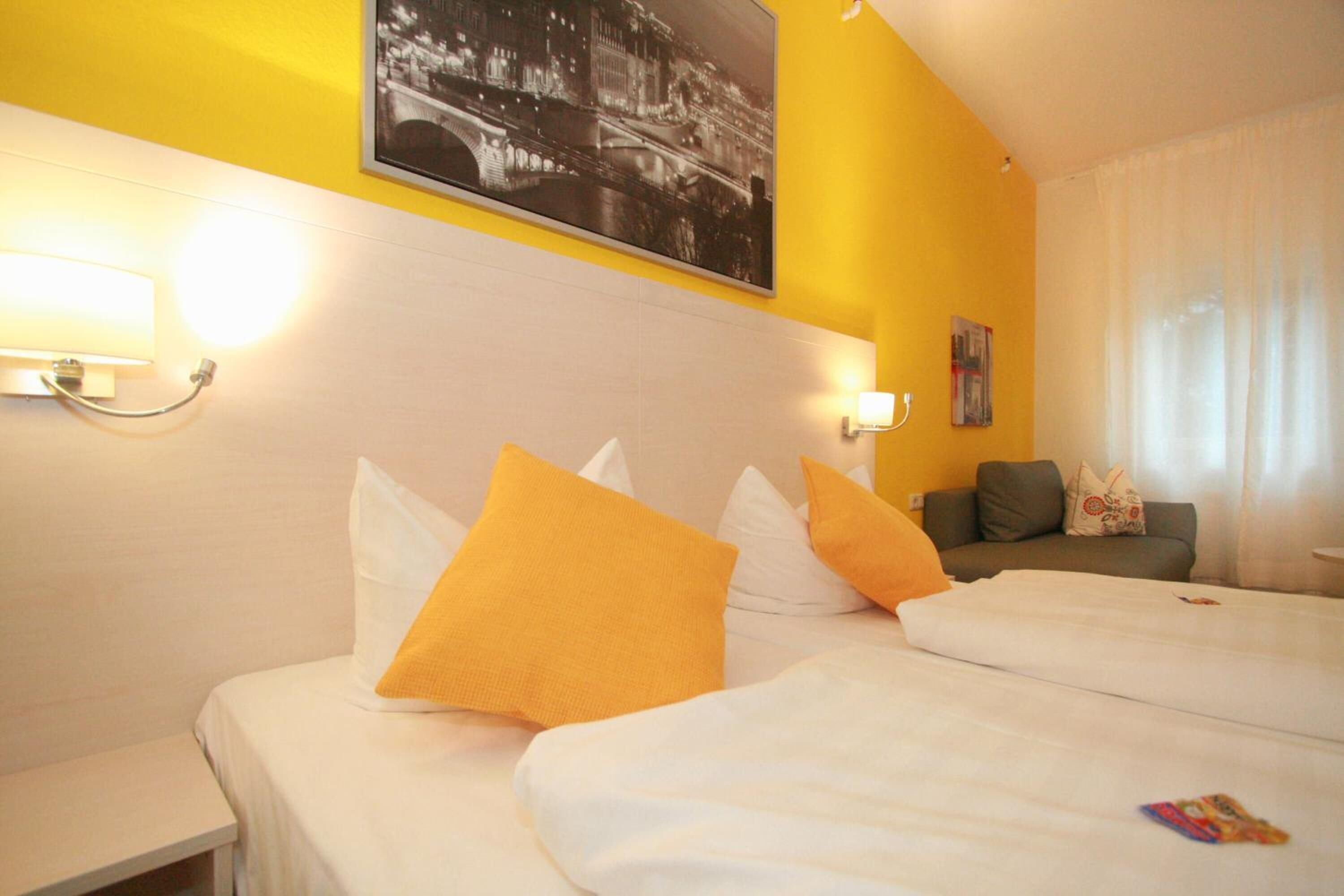 premium bedding, in-room safe, desk, soundproofing