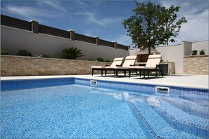 Piscine extérieure
