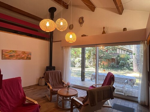 Charming Seaside House: Quiet Area, Garden, 6 Guests, 900m to Beach, Wifi, Parking