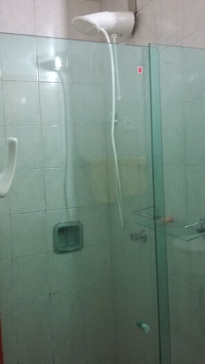 House | Bathroom shower - Sobrado Express - Santa Cruz do Sul (Santa Cruz do Sul)