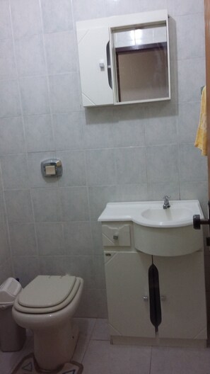 獨棟房屋 | 浴室 | 淋浴設備、毛巾