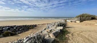 Cozy apartment near beach with balcony and sea view