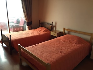 Apartment, 3 Bedrooms | 3 bedrooms, free WiFi