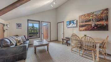 Smart TV, fireplace, video games, DVD player
