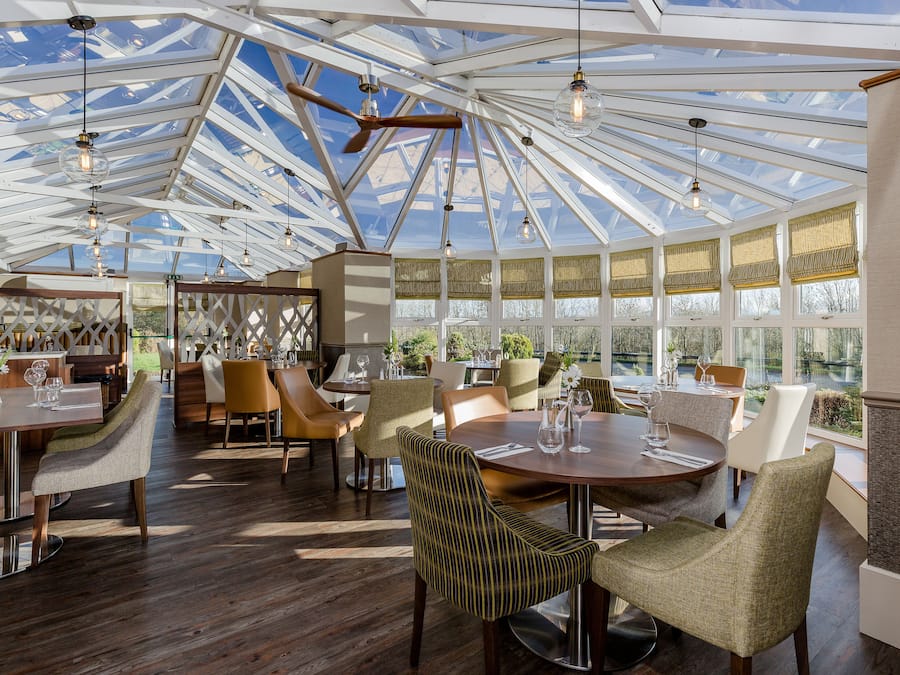 Breakfast and dinner served, British cuisine