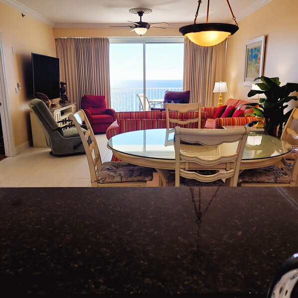 Interior - Book Early and Save!  Free Beach Chairs Included in Rental! (Panama City Beach)
