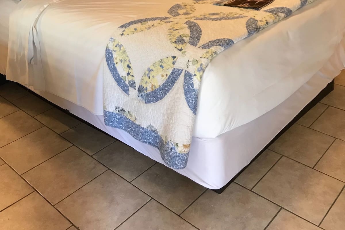 Standard enkelrum - 1 queensize-sÀng - balkong (The Wilmington Room) | 1 sovrum, sÀngtillbehör av högsta kvalitet, gratis wi-fi och sÀngklÀder