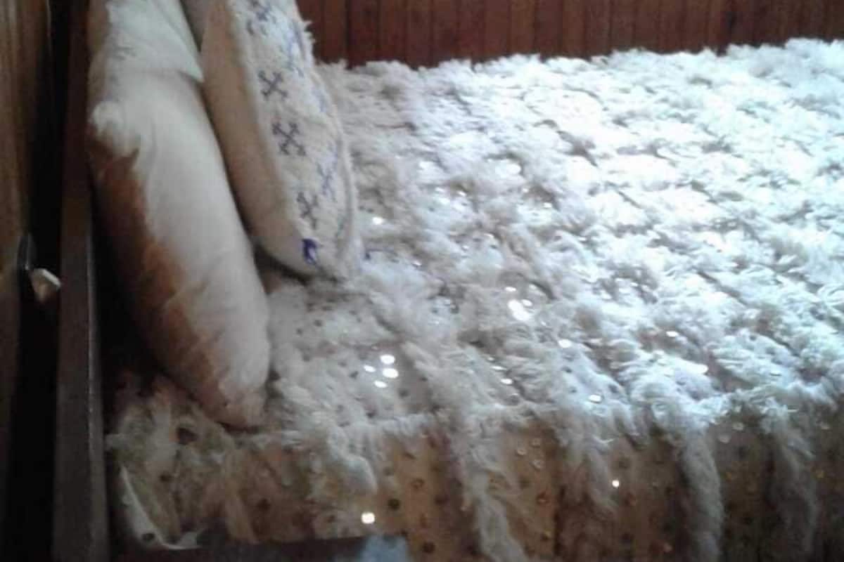 Decoración personalizada, muebles diferentes, escritorio y wifi gratis