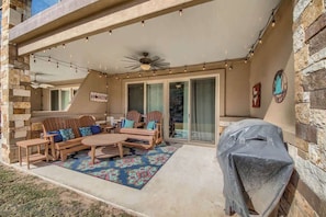 Terrace/patio - RG 108 Happy Cow Condo (New Braunfels)