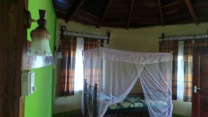 Tent | Premium bedding, minibar, desk
