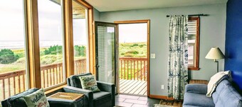 Winter Clamming! Oceanfront on Grayland Beach; Wi-fi & Workspaces
