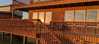 Clamming Dates thru Jan 6! Oceanfront on Grayland Beach; Wi-fi & Workspaces
