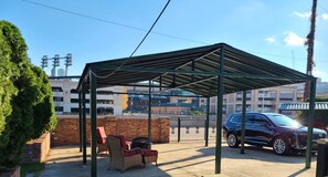 Căn hộ Executive | Hiên