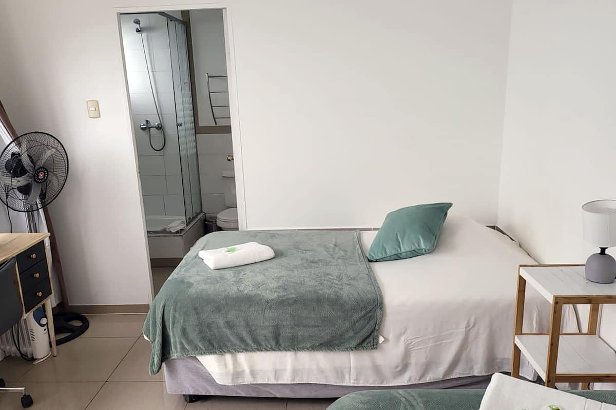 Double Room | Desk, laptop workspace, free WiFi