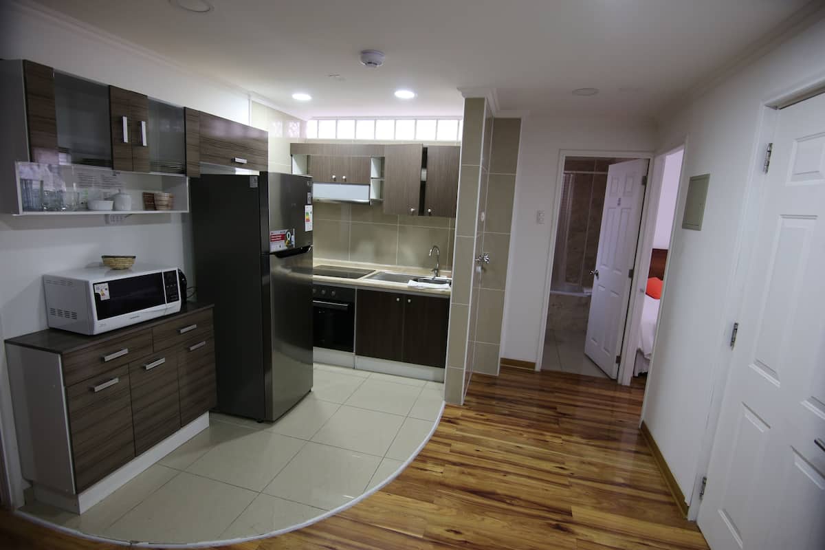 Apartment, 2 Bedrooms, Kitchen | Desk, laptop workspace, free WiFi