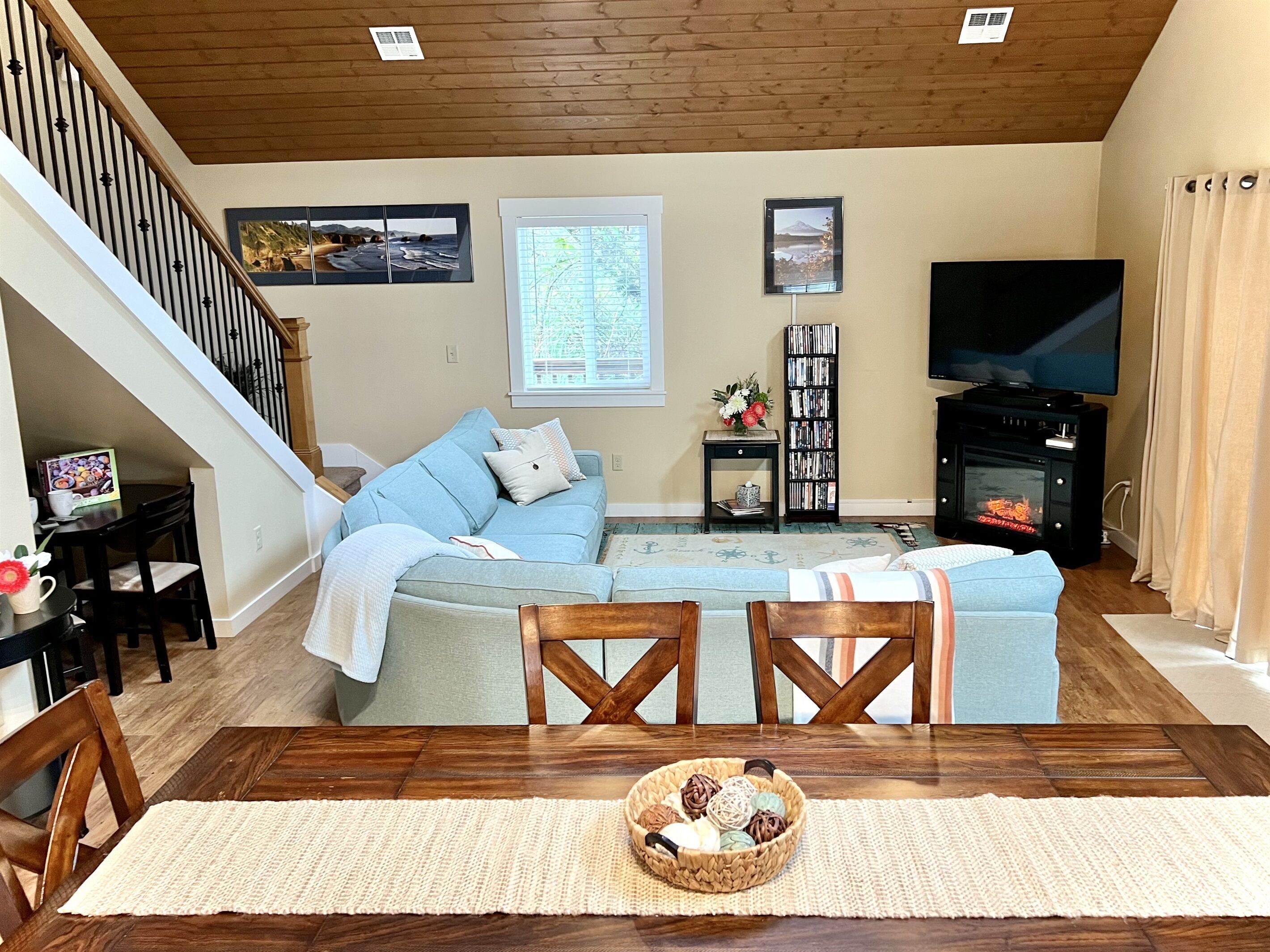 Tranquil Arch Cape Escape - Walk To The Beach! - Cannon Beach, OR