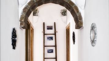 Rumah Keluarga, 4 kamar tidur, Bebas Asap Rokok, pemandangan kota | Area keluarga | TV LCD