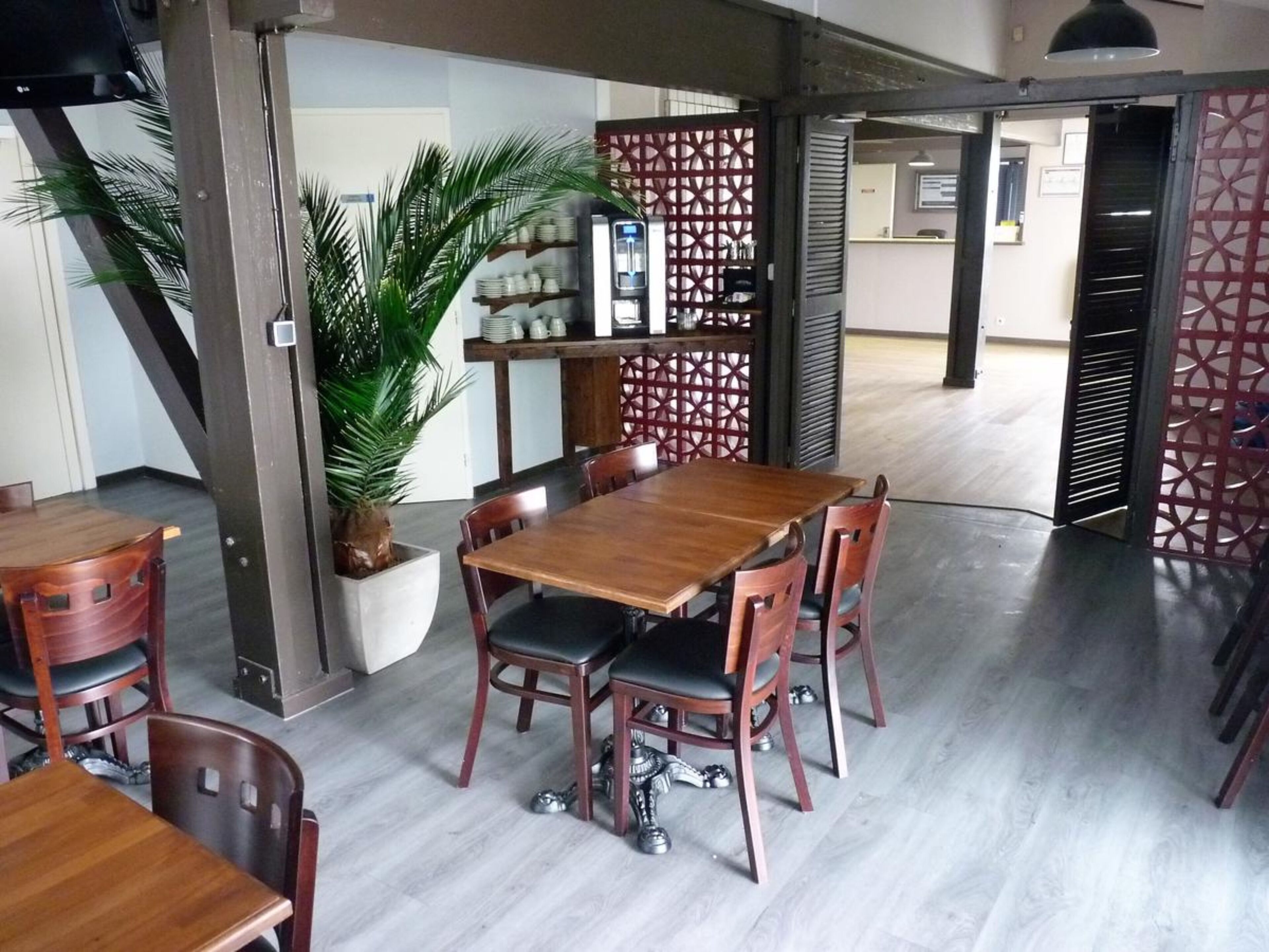 daily buffet breakfast (eur 10 per person)