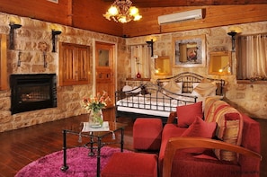 Family Suite, 1 Bedroom, Mountain View