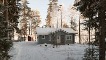 Kulmala | Front of property
