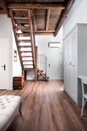 Superior Triple Room | Room amenity - Ca' Ciaran (Chiarano)