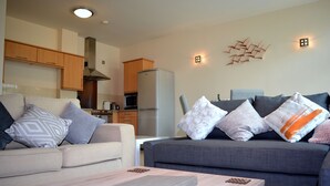 Leilighet | Oppholdsrom