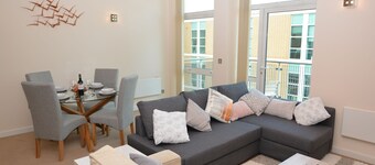 Brightleap Apartments - Silbury View