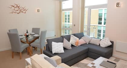 Brightleap Apartments - Silbury View