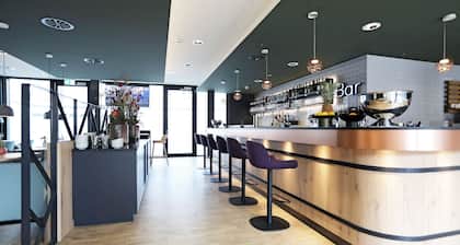 sander Hotel