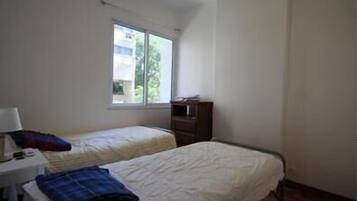 Apartamento standard, 2 quartos | 2 quartos, ferros/tábuas de passar roupa, Wi-Fi de cortesia