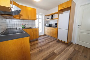 Comfort Apartment, 2 Bedrooms | Private kitchen