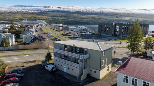 Steinaskjól Apartments - Strandgata