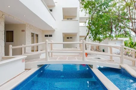 Casa del Árbol Condo