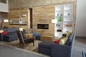 Lobby - Country Inn & Suites by Radisson Lawrence (Lawrence)