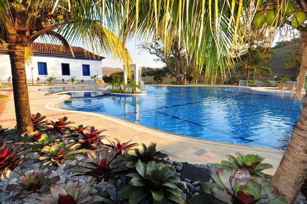 Indoor pool, outdoor pool