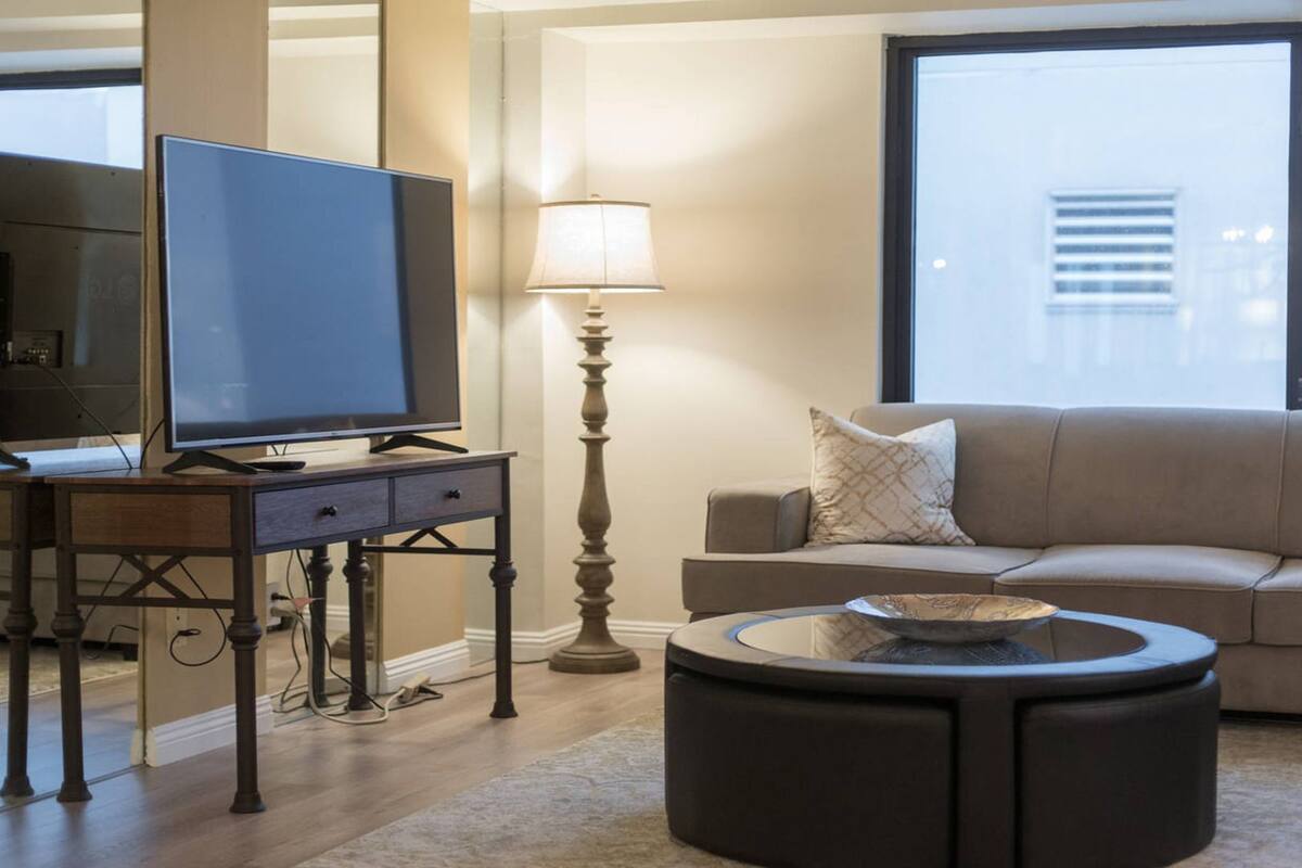 2 habitaciones, tabla de planchar con plancha y wifi gratis