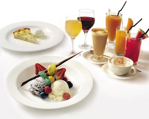 2 Restaurants, Frühstück, Mittagessen, Abendessen, chinesische Küche