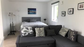 Superior studio suite, 1 slaapkamer, keuken, op benedenverdieping | 1 slaapkamer, luxe beddengoed, individueel gedecoreerd