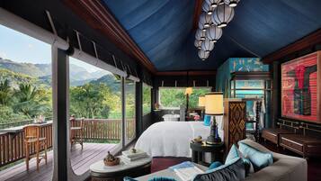 Hilltop Tent | Frette Italian sheets, premium bedding, down comforters, pillowtop beds