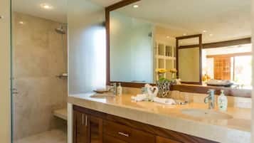 Villa familiare, 3 camere da letto | Bagno | Doccia, set di cortesia gratuito, asciugamani