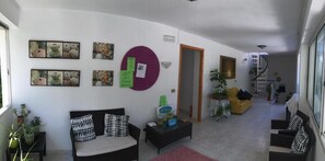 Sala de estar en el lobby
