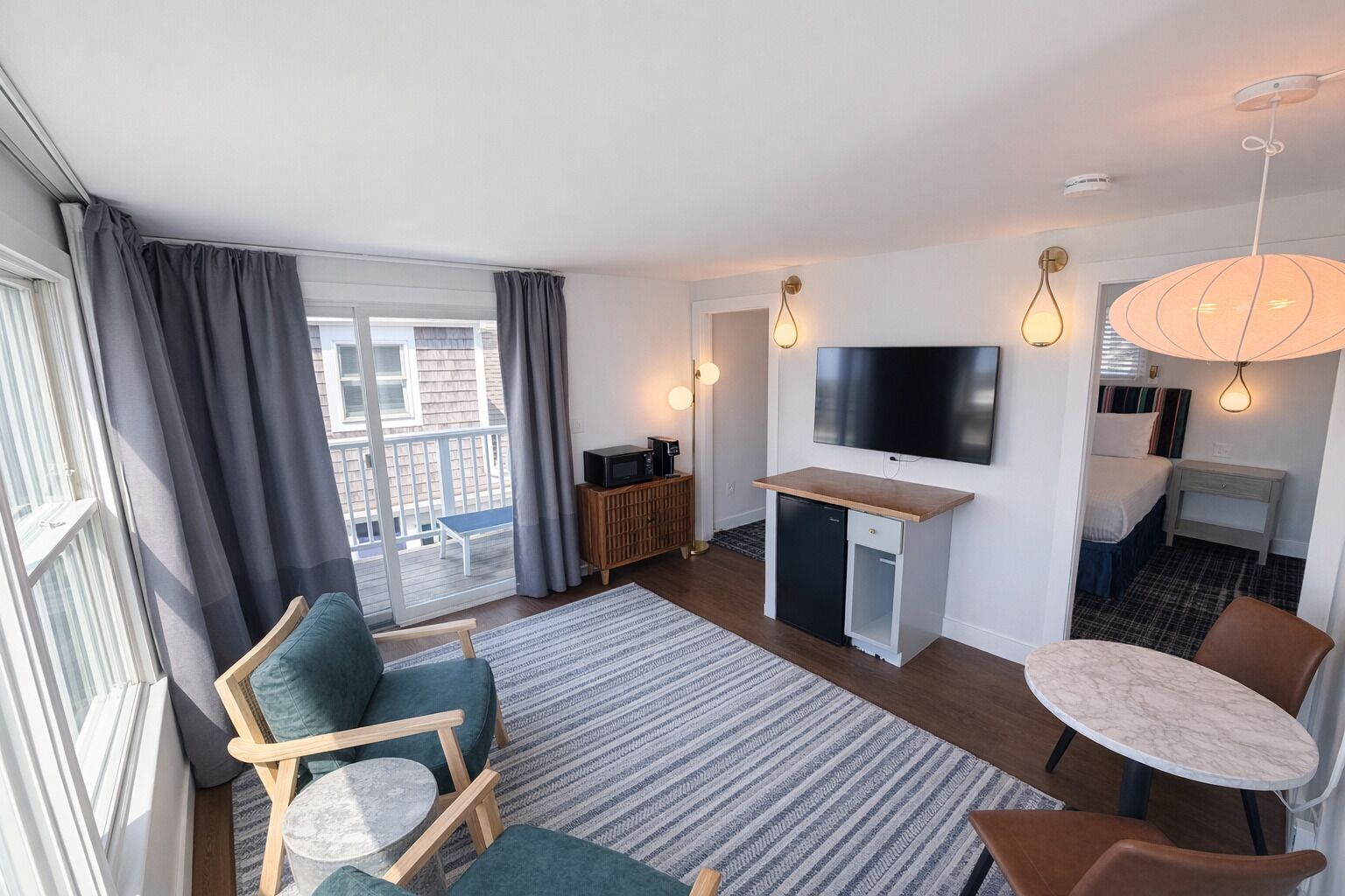 Panoramic Suite | 低過敏寢具、舒適加層、迷你吧、獨特裝潢