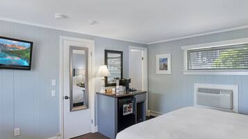 Allergikerbettwaren, Pillowtop-Betten, Minibar, individuell dekoriert