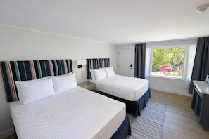 Traditional Double Room, 2 Double Beds, Courtyard View | Individually decorated, individually furnished, blackout drapes - The Foxberry (Provincetown)