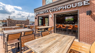 Cobblestone Hotel & Suites - Hartford