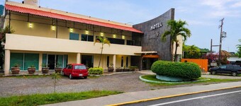 Hotel Vista Verde