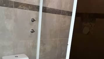 Junior Room, Multiple Beds | Bathroom