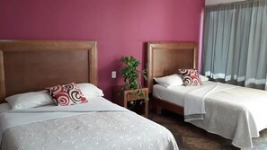 Standard Room, 2 Double Beds | Iron/ironing board, bed sheets - Hotel Vista Verde (Axtla de Terrazas)